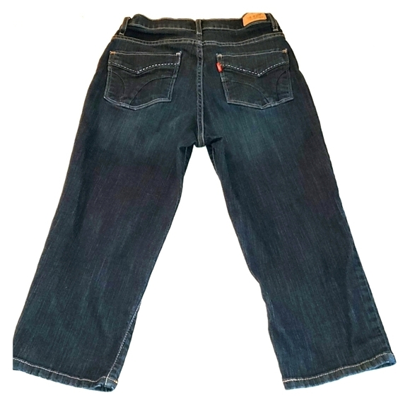 Levi’s 512 Perfectly Slimming Crop Jeans 4 - Picture 2 of 8